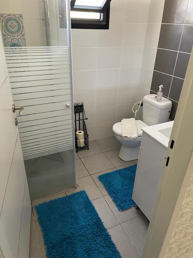 Housing Unit In The Moshav Apartment Mishmār Hāyardin Bagian luar foto